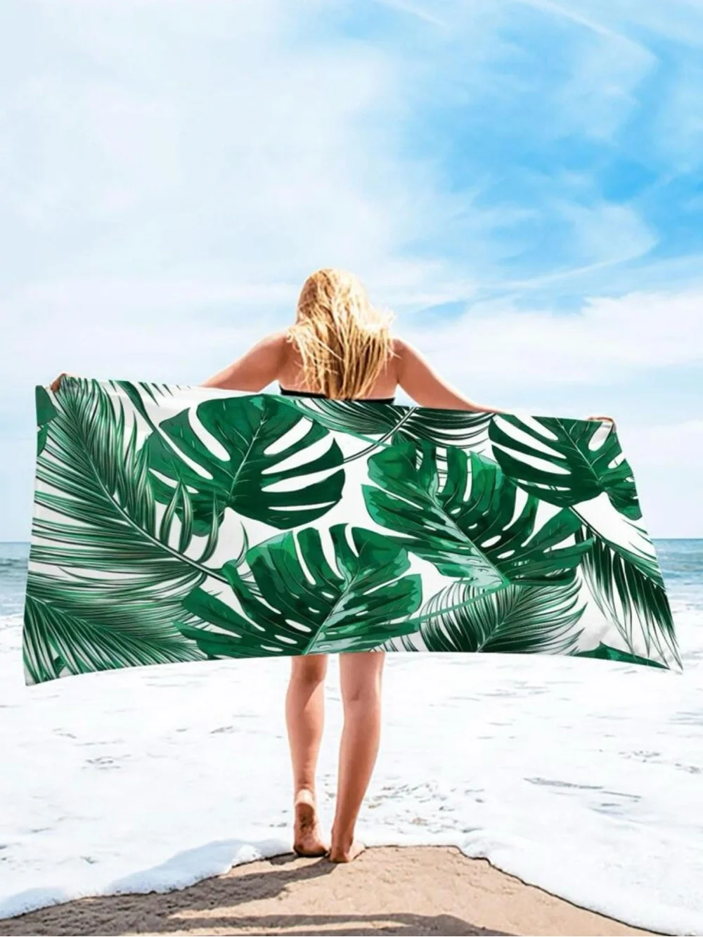 Tropical Monstera Leaf Beach Towel - Green